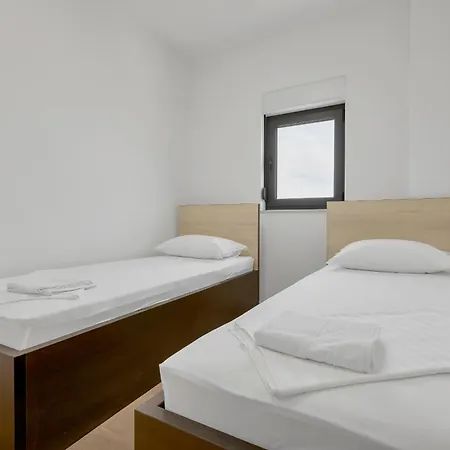 Lux-in - Makarska Exklusiv アパート *